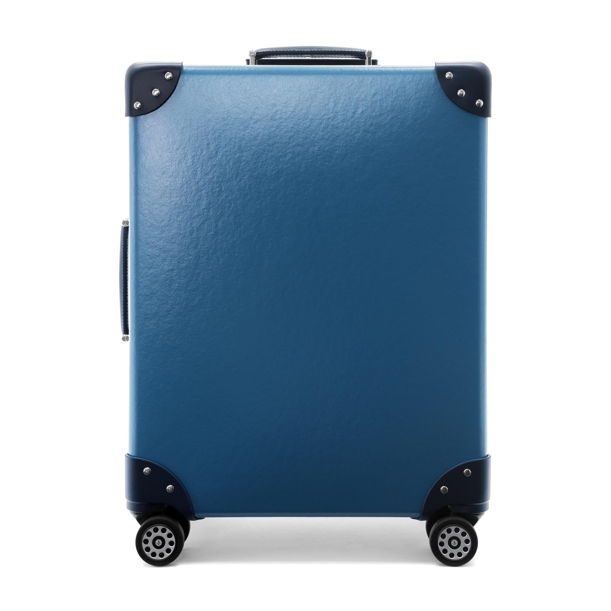 Metropolis · Carry-On - 4 Wheels | Fog Blue/Navy/Chrome