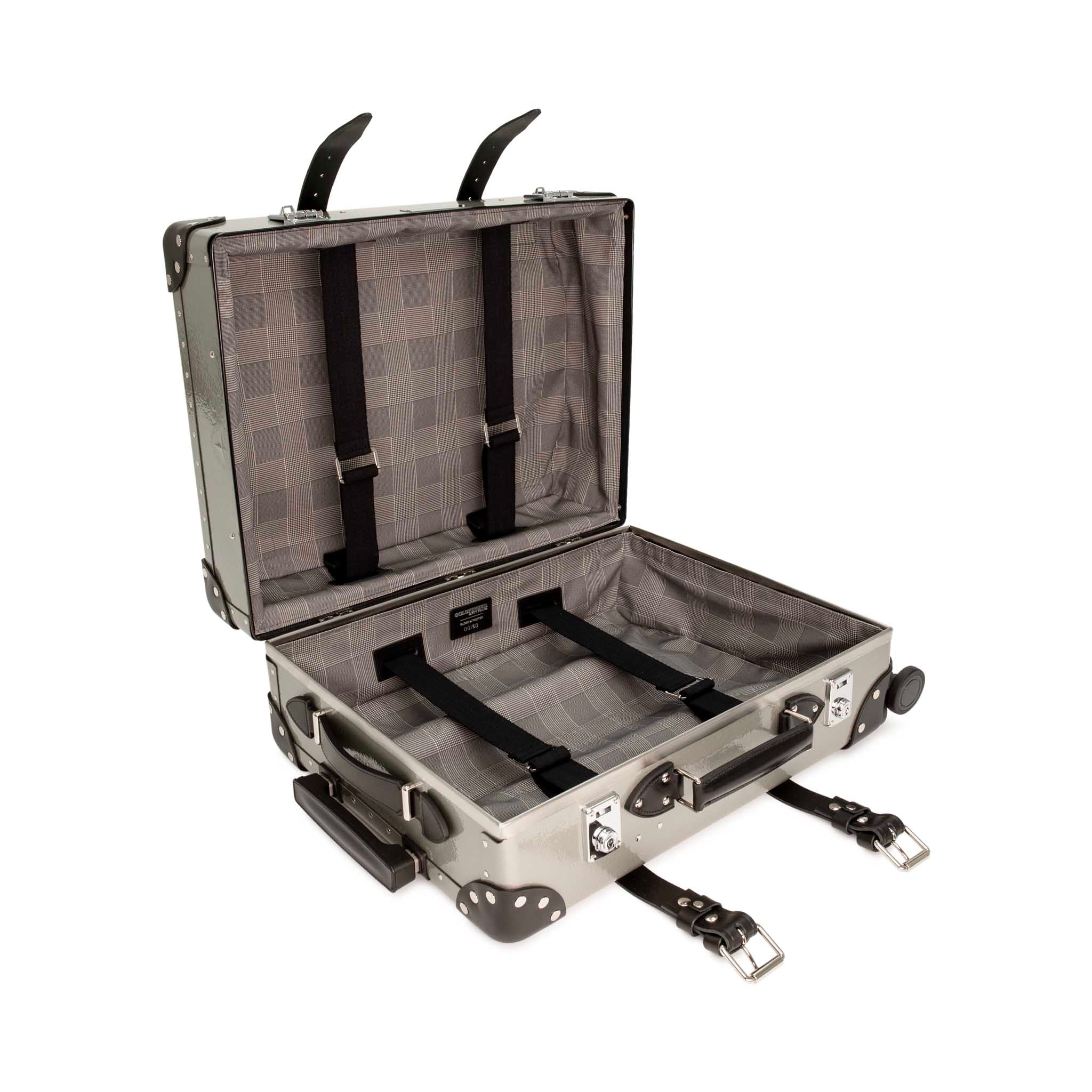 007 Goldfinger · Carry-On - 4 Wheels | Silver Birch/Black/Chrome