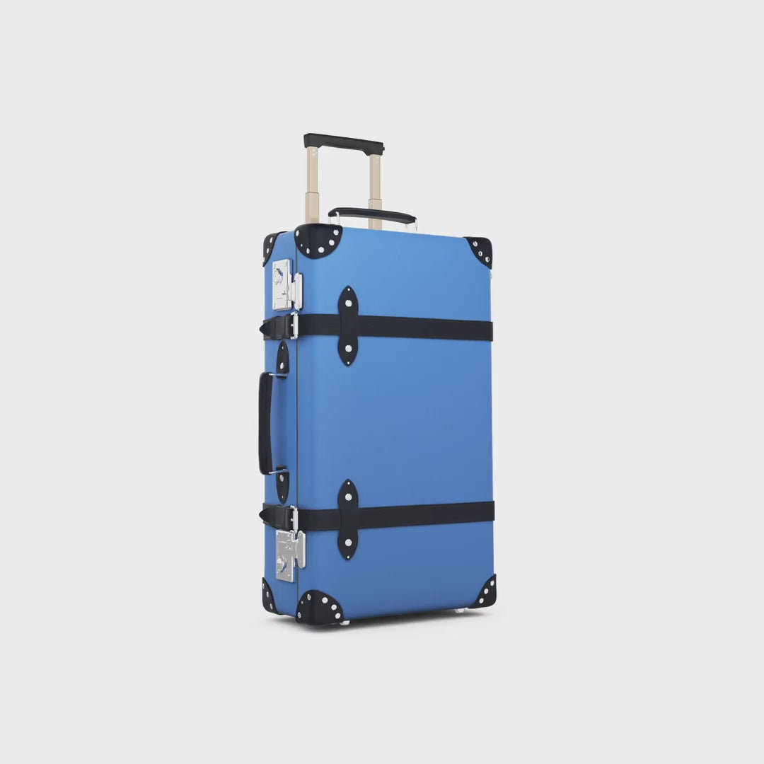 Cruise · Medium Check-In - 2 Wheels | Royal Blue/Navy